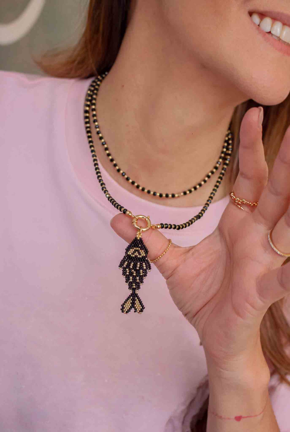 Collar Pez Negro